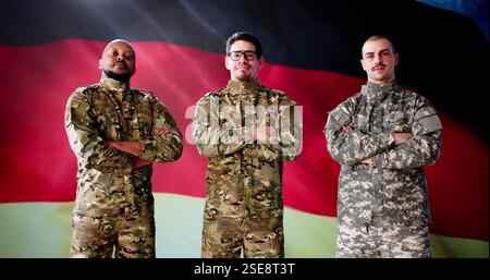 Soldati dell'esercito militare tedesco che prestano giuramento in uniforme professionale, diversità Foto Stock