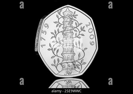 La rara moneta da 50 pence del Regno Unito dei Kew Gardens Foto Stock