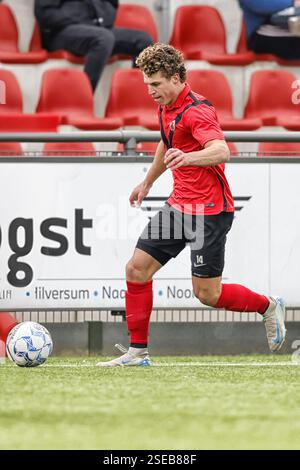 Amsterdam, Paesi Bassi. 8 febbraio 2025. AMSTERDAM 08-02-2025, Sportpark goed Genoeg, Tweede Divisie Football, Betnation League stagione 2024/ 2025 AFC - Koninklijke HFC Player AFC Milan Klopper crediti: Pro Shots/Alamy Live News Foto Stock