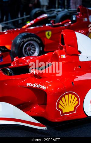 Parigi, Francia. 8 febbraio 2025. Ferrari F2002 durante il Retromobile motorshow 2025 all'Expo Paris porte de Versailles, dal 5 al 9 febbraio 2025 a Parigi, Francia - Photo Julien Delfosse/DPPI Credit: DPPI Media/Alamy Live News Foto Stock