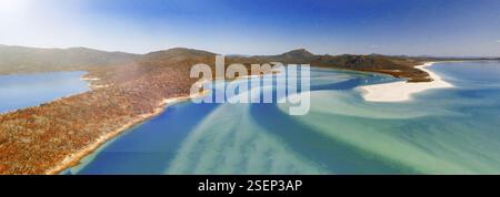 Whitehaven Beach dal drone, incredibile vista aerea al tramonto, Queensland, Australia, Oceania Foto Stock