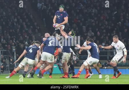 Londra, Regno Unito. 8 febbraio 2025. Francois Cros di Francia durante il Guinness Men's Six Nations Championshipbetween England contro lo stadio Franceat Allianz, Twickenham, Londra l'8 febbraio 2025 Credit: Action foto Sport/Alamy Live News Foto Stock