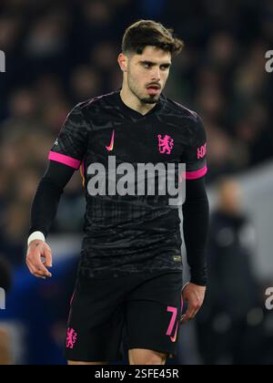 Brighton e Hove, Regno Unito. 8 febbraio 2025. Brighton e Hove Brighton, Inghilterra, 2025 8 febbraio. Pedro Neto del Chelsea durante la partita di football del quarto turno della Emirates fa Cup tra Brighton & Hove Albion e Chelsea all'American Express Stadium, Inghilterra. (David Horton/SPP) (David Horton/SPP) credito: SPP Sport Press Photo. /Alamy Live News Foto Stock