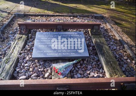 Arboreto commemorativo e foresta comunale, Bispham, Blackpool, Regno Unito. Il memoriale ferroviario birmano Foto Stock