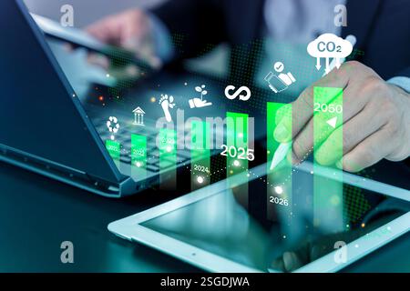 Obiettivo di riduzione delle emissioni di carbonio, concetto di economia a basse emissioni di carbonio. Responsabilità delle imprese ecologiche sviluppo sostenibile dell'ambiente per zero netto. CO2, auto Foto Stock