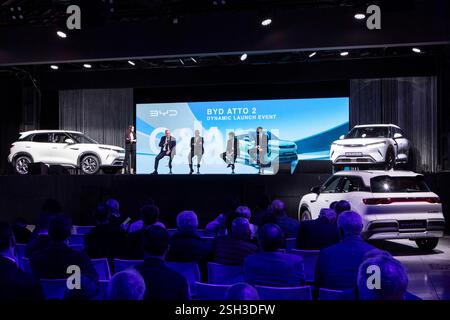 Torino, Italia. 10 febbraio 2025. BYD, lancio del b-suv atto II Torino, Italia - Lunedì, 10 febbraio 2025 - Cronaca - foto Andrea Alfano/LaPresse BYD, lancio b-suv atto II. Torino, Italia - lunedì 10 febbraio 2025 - News - Andrea Alfano/LaPresse credito: LaPresse/Alamy Live News Foto Stock