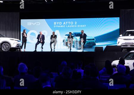 Torino, Italia. 10 febbraio 2025. BYD, lancio del b-suv atto II Torino, Italia - Lunedì, 10 febbraio 2025 - Cronaca - foto Andrea Alfano/LaPresse BYD, lancio b-suv atto II. Torino, Italia - lunedì 10 febbraio 2025 - News - Andrea Alfano/LaPresse credito: LaPresse/Alamy Live News Foto Stock
