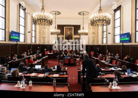 Milano, Italia. 10 febbraio 2025. Consiglio Comunale MilanoMilano - Italia - Cronaca Lunedì, 10 febbraio 2025 (foto di Marco Ottico/Lapresse) Milano comune Milano, Italia - News lunedì 10 febbraio 2025 (foto di Marco Ottico/Lapresse) crediti: LaPresse/Alamy Live News Foto Stock