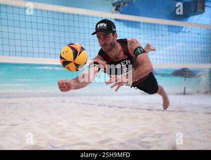 Amburgo, Germania. 10 febbraio 2025. Beach volley: Media Beach Day con le squadre nazionali tedesche al Beach Center, Clemens Wickler (ETV Hamburg) credito: Marcus Brandt/dpa/Alamy Live News Foto Stock