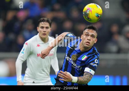 Lautaro Martinez di Inter Milano durante la partita di calcio di serie A tra Inter e Fiorentina allo Stadio San Siro di Milano, Nord Italia - lunedì 10 febbraio 2025 . Sport - calcio . (Foto di Spada/LaPresse) credito: LaPresse/Alamy Live News Foto Stock