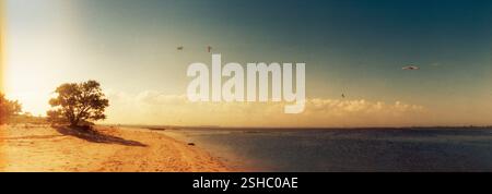 Vista panoramica di far Rockaway Beach, Queens, New York City Foto Stock