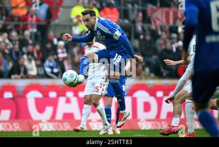 2) Bundesliga, Rhein energie Stadium Cologne: 1 FC Koeln vs FC Schalke 04; Kenan Karaman (S04) Foto Stock