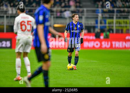 Milano, Italia. 10 febbraio 2025. Nicolo Barella (23) dell'Inter visto nella partita di serie A tra Inter e Fiorentina a Giuseppe Meazza a Milano. Credito: Gonzales Photo/Alamy Live News Foto Stock