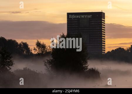 Rijkswaterstaat sede della direzione generale dei lavori pubblici e della gestione delle risorse idriche nei Paesi Bassi. Foto Stock