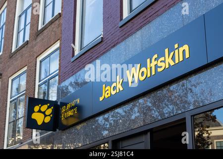 Logo Jack Wolfskin Store per abbigliamento outdoor Oudegracht 157. Foto Stock