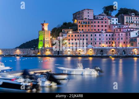 Torre degli Appiani al porto di Rio Marina, Isola d'Elba, Toscana, Italia Foto Stock