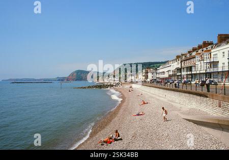 Lungomare di Sidmouth, East Devon, Regno Unito, in estate Foto Stock