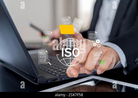 Standard ISO controllo qualità, certificazione e processo di standardizzazione, certificazione iso, conformità agli standard internazionali e qualità AS Foto Stock