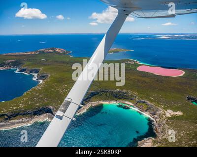 Vista aerea del lago rosa, lago Hillier nell'Australia Occidentale Foto Stock