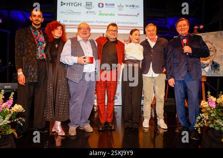 Leonard Burkhardt Preisträger, Martina Dold, Jacki Schwarz, Matthias Freihof, Sibel Kekilli, Nico Hofmann, Ulli Zelle bei der 17. Premio Verleihung des ASKANIA in Quatsch Comedy Club Berlin. *** Vincitore del premio Leonard Burkhardt, Martina Dold, Jacki Schwarz, Matthias Freihof, Sibel Kekilli, Nico Hofmann, Ulli Zelle alla 17° cerimonia di premiazione ASKANIA al Quatsch Comedy Club di Berlino Foto Stock