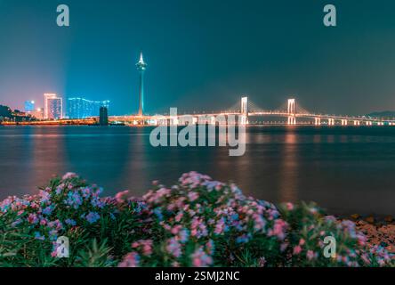 Vista notturna di Macao attraverso Zhuhai Foto Stock
