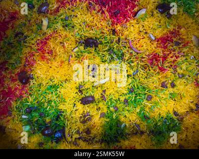 Primo piano del dolce pakistano e del tradizionale riso Zarda. Foto Stock