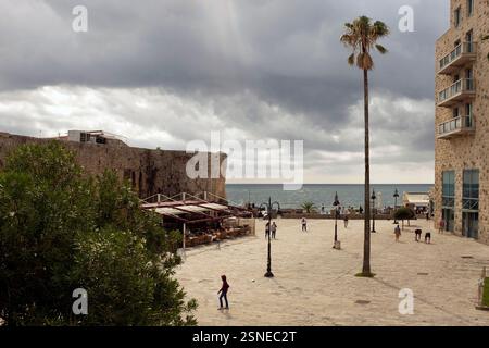 Vista verso Plaža Ričardova Glava, Budva, Montenegro Foto Stock