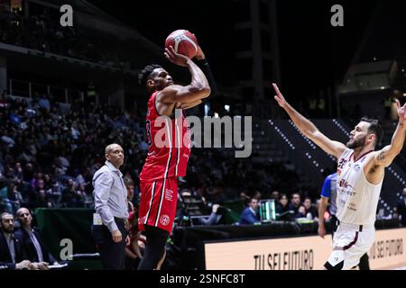 Torino, Italia. 13 febbraio 2025. Trapani Shark vs Pallacanestro Trieste, Coppa Italia Basket maschile a Torino, Italia, 13 febbraio 2025 crediti: Agenzia fotografica indipendente/Alamy Live News Foto Stock