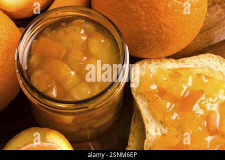 Marmellata d'arancia fatta in casa, lodz, polonia Foto Stock