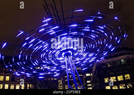 Installazione "error" di Vendel & de Wolf, Canary Wharf Winter Lights 2025, Londra, Inghilterra Foto Stock