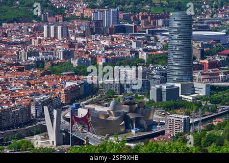 Vista panoramica della città di Bilbao dalla cima del Monte Artxanda Foto Stock