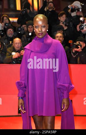 Florence Kasumba bei der Premiere Das Licht und Berlinale Eroeffnung am