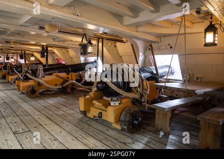 Middle Gun Deck, HMS Victory, Portsmouth Historic Dockyard, Regno Unito Foto Stock