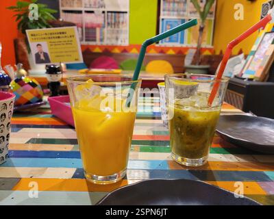 Kyoto, Giappone - dicembre 27 2024: Un grazioso caffè giapponese Foto Stock