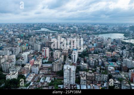 Una vista aerea di Dacca, una delle città più densamente popolate del mondo. Dacca, Bangladesh. Foto Stock
