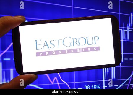 Polonia. 14 febbraio 2025. In questa immagine, il logo aziendale EastGroup Properties viene visualizzato sullo schermo di uno smartphone. (Credit Image: © Piotr Swat/SOPA Images via ZUMA Press Wire) SOLO PER USO EDITORIALE! Non per USO commerciale! Foto Stock