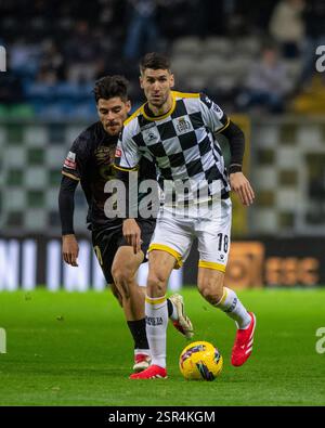 Porto, Guimaraes, Portogallo. 14 febbraio 2025. ILIJA VUKOTIC del Boavista FC visto in azione durante la Liga Portugal Betclic 2024/25 match tra Boavista FC ed Estrela da Amadora all'Estadio do Bessa 14, febbraio 2025 a Porto, Portogallo. Punteggio finale Boavista FC 0 - 1 Estrela da Amadora (immagine di credito: © Miguel Lemos/ZUMA Press Wire) SOLO PER USO EDITORIALE! Non per USO commerciale! Foto Stock