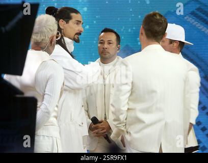 14 febbraio 2025 AJ McLean, Kevin Richardson, Howie Dorough, Brian Littrell, Nick Carter dei Backstreet Boys si esibisce al Today Show Concert Series e parla del nuovo album Millennium 2,0 e del tour a New York. 14 febbraio 2025 credito:RW/Mediapunch credito: MediaPunch Inc/Alamy Live News Foto Stock