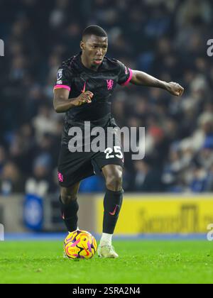 Brighton e Hove, Regno Unito. 14 febbraio 2025. Brighton e Hove Brighton Inghilterra, 2025 14 febbraio. Chelsea's Moises Caicedo durante la partita di calcio di Premier League tra Brighton & Hove Albion e Chelsea al Falmer Stadium/American Express Stadium, Inghilterra. (David Horton/SPP) (David Horton/SPP) credito: SPP Sport Press Photo. /Alamy Live News Foto Stock