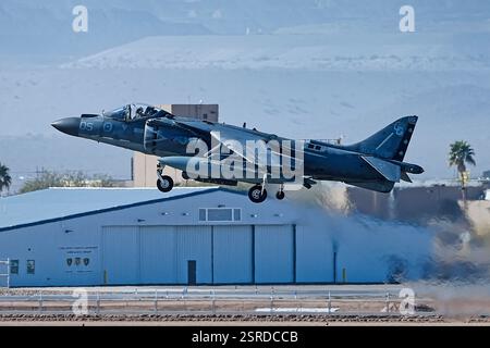 US Marines McDonnel Douglas AV8 Harrier caccia di supporto ravvicinato in partenza da Tucson Arizona Foto Stock