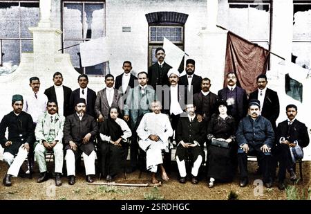 Kasturba Gandhi e Mahatma Gandhi a Durban, Sudafrica, luglio 1914, Africa Foto Stock