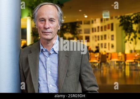 Richard Ford Buchpremiere Kanada Roman, Hanser Berlin Verlag 2012 ADK so, 7.10.2012, 20Uhr 20:00 Uhr, Pariser Platz Richard per,d ist ein US-amerikanischer Schriftsteller, geboren AM- 16. Febbraio 1944 a Jackson, Mississippi. *** Richard Ford Book Premiere Canada Novel, Hanser Berlin Verlag 2012 ADK Sun, 7 10 2012, 20 PM 20 00 PM, Pariser Platz Richard for,d è uno scrittore americano, nato il 16 febbraio 1944 a Jackson, Mississippi Foto Stock