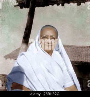 Kasturba Gandhi a Sevagram Ashram, Wardha, Maharashtra, India, Asia, 1942, Asia Foto Stock