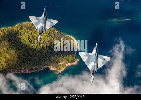 Mirage 2000, Hellenic Air Force, in grado di trasportare munizioni aria-aria e aria-terra, utilizzato per missioni di difesa e deterrenza. Foto Stock