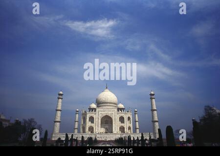 Settima meraviglia del mondo Taj Mahal, Agra, Uttar Pradesh, India, Asia Foto Stock