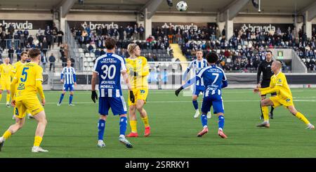 Gothenburg, Svezia. 16 febbraio 2025. Momento in partita tra l'IFK Gothenburg e l'IK Oddevold alla Bravida Arena. Crediti: Per Ljung/Alamy Live News Foto Stock