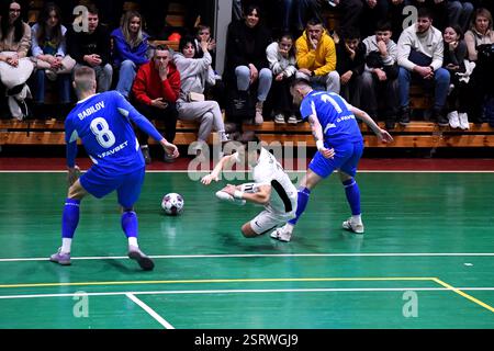 Kiev, Ucraina. 15 febbraio 2025. Kiev, Ucraina 15 febbraio 2024 Coppa Ucraina Favbet. Round di 16.secondo tappa tra FC HIT Kyiv e Aurora Kyiv - a Kiev, Ucraina (KUBANOV PAVLO UKR/SPP) credito: SPP Sport Press Photo. /Alamy Live News Foto Stock