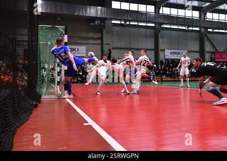 Kiev, Ucraina. 15 febbraio 2025. Kiev, Ucraina 15 febbraio 2024 Coppa Ucraina Favbet. Round di 16.secondo tappa tra FC HIT Kyiv e Aurora Kyiv - a Kiev, Ucraina (KUBANOV PAVLO UKR/SPP) credito: SPP Sport Press Photo. /Alamy Live News Foto Stock