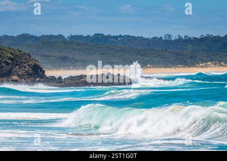 Una visita a Cuttagee Beach vicino a Bermagui sulla costa della Sapphire Coast nella costa meridionale del NSW, Australia Foto Stock