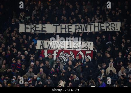 GB. LONDRA, 15 febbraio 2025 - striscione dei tifosi durante la partita di Premier League tra Crystal Palace e Everton allo stadio Selhurst Park. Foto Sebasti Foto Stock